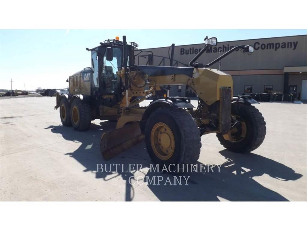 CAT 140M3 AWD Tiehöylät