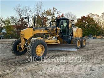 CAT 140M3 AWD Tiehöylät