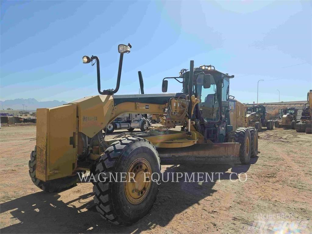 CAT 140M3 AWD Tiehöylät