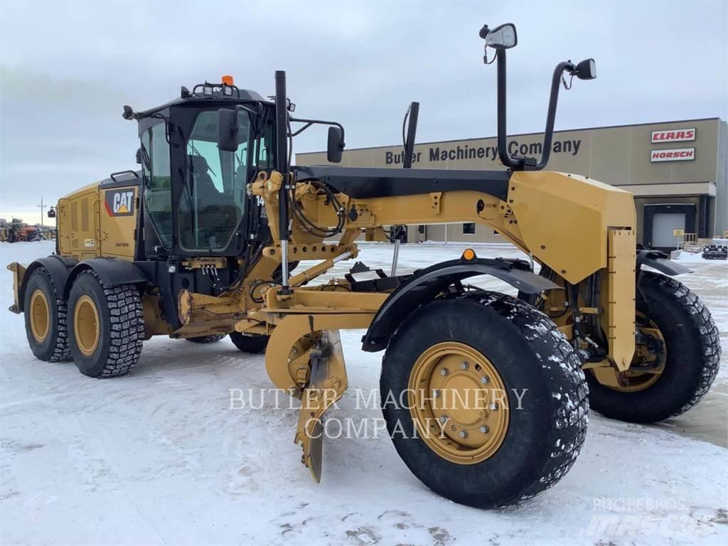 CAT 140M3 AWD Tiehöylät