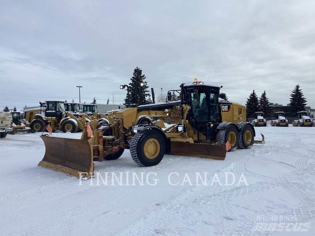 CAT 140M3 AWD Tiehöylät