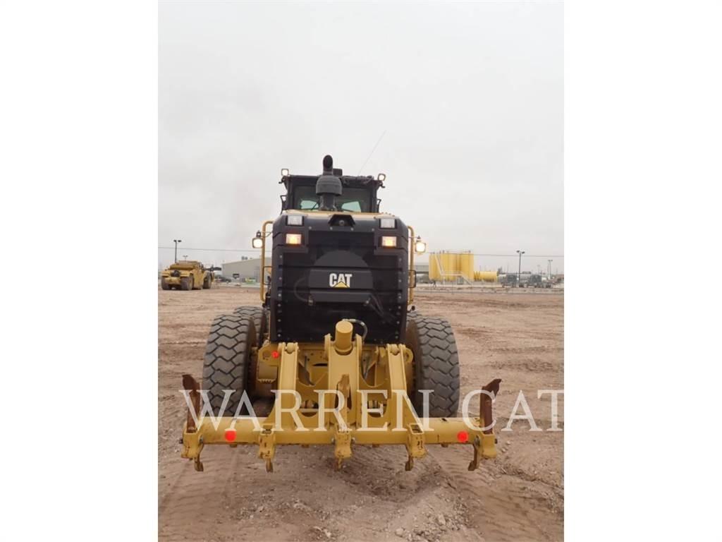 CAT 140M3 AWD Tiehöylät