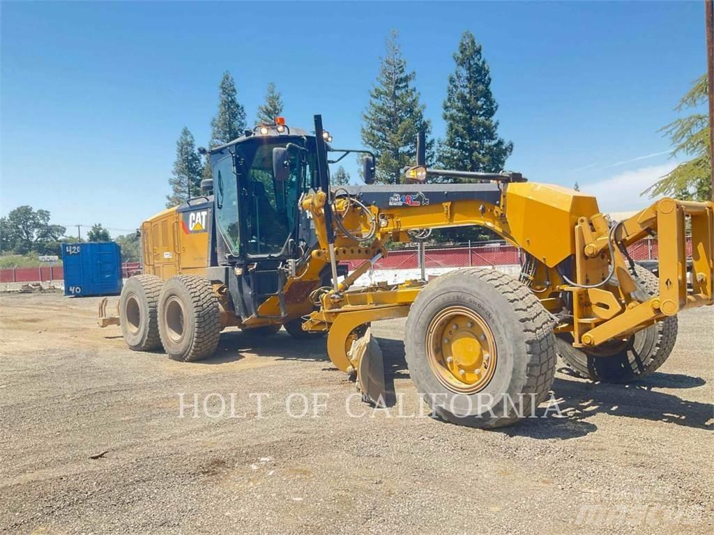 CAT 140M3AWD Tiehöylät