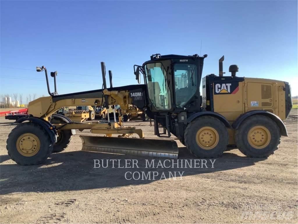 CAT 140M3AWD Tiehöylät