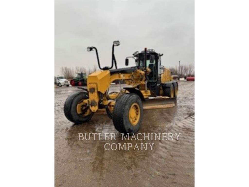 CAT 140M3AWD Tiehöylät
