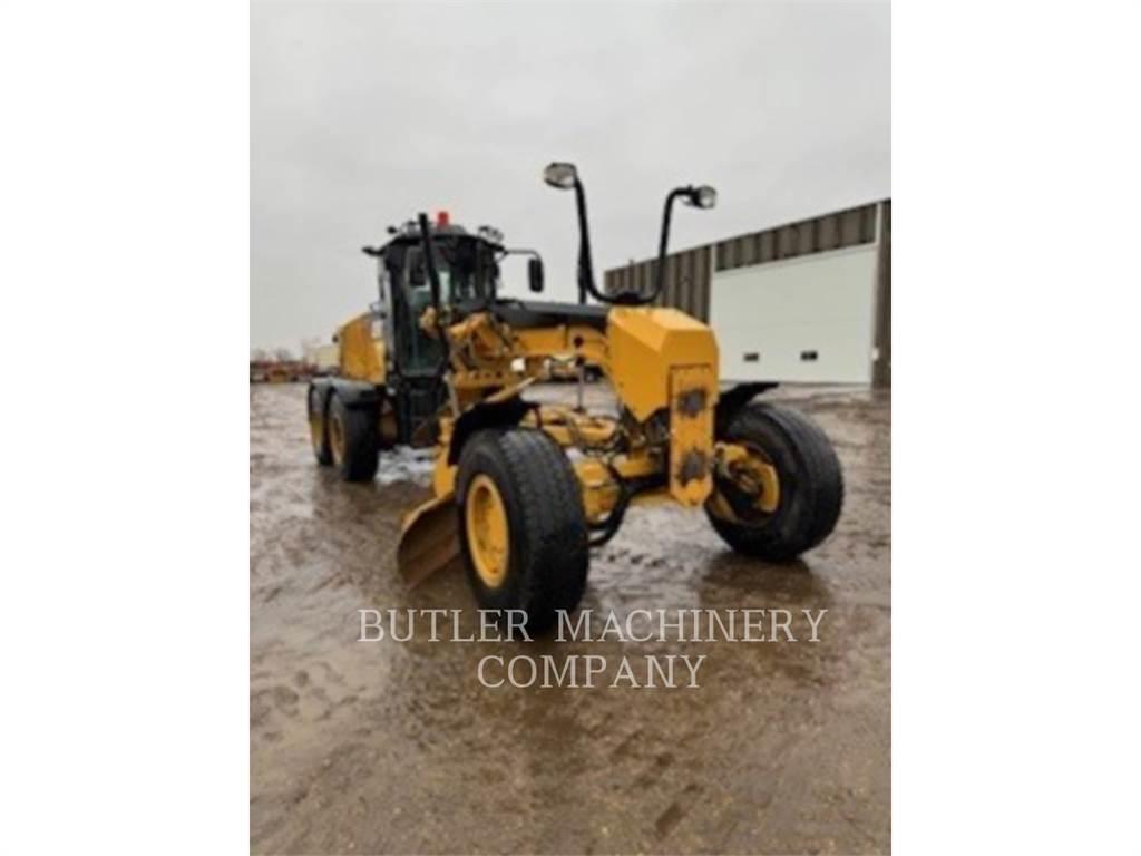CAT 140M3AWD Tiehöylät