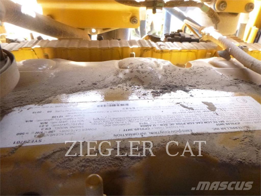 CAT 140M3AWD Tiehöylät