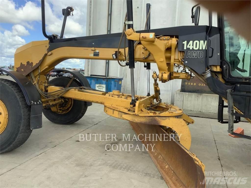 CAT 140MAWD Tiehöylät