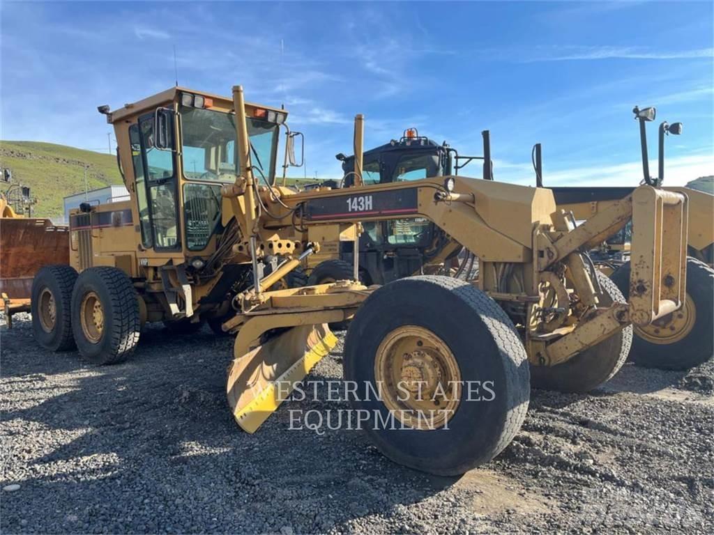 CAT 143H Tiehöylät