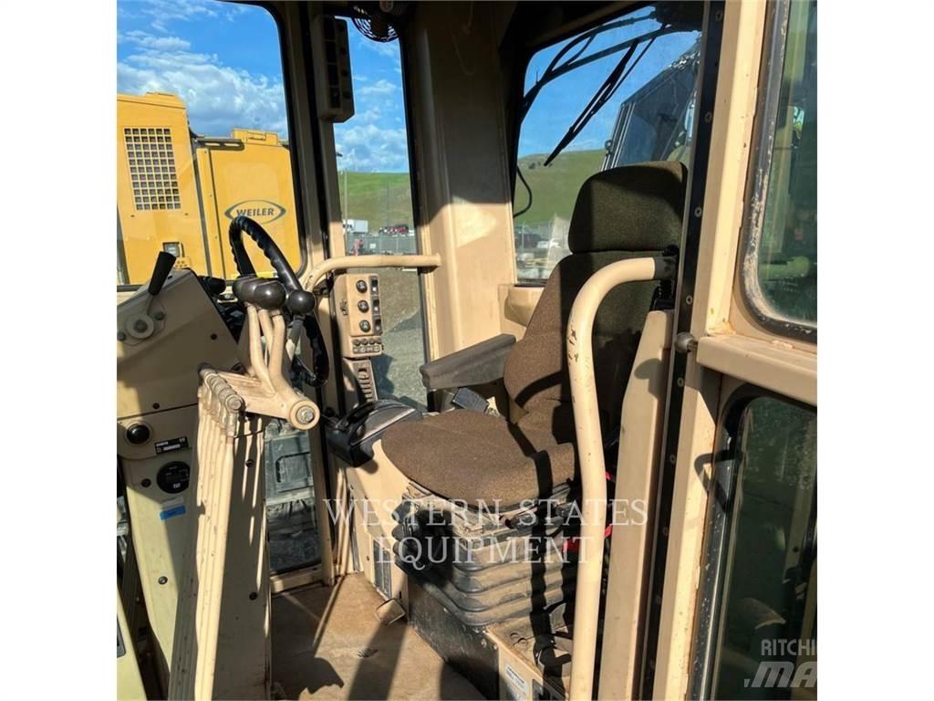 CAT 143H Tiehöylät