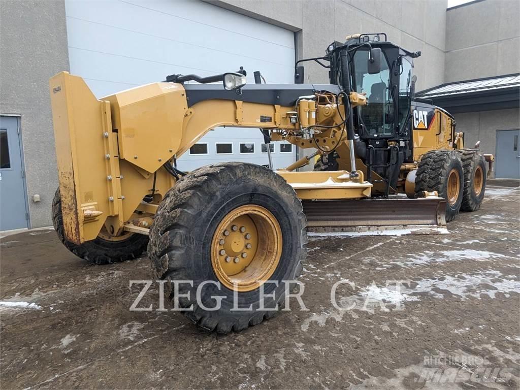 CAT 14M Tiehöylät