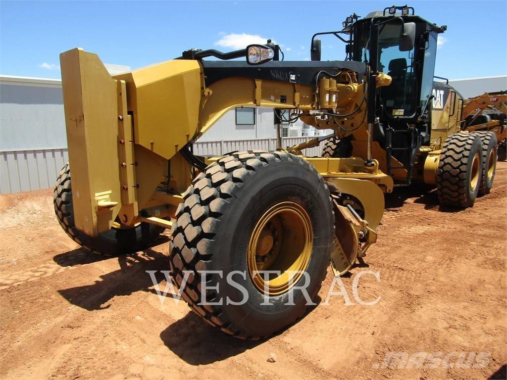 CAT 14M Tiehöylät