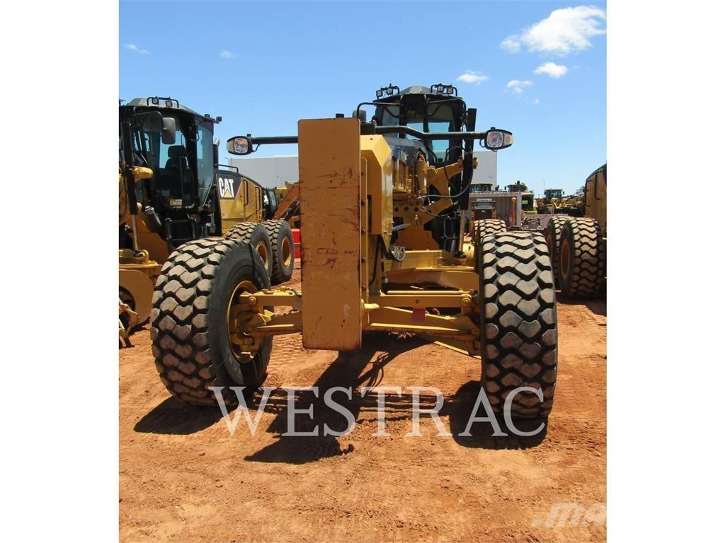 CAT 14M Tiehöylät