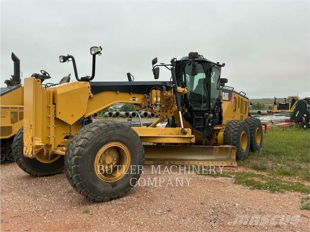 CAT 14M3 Tiehöylät