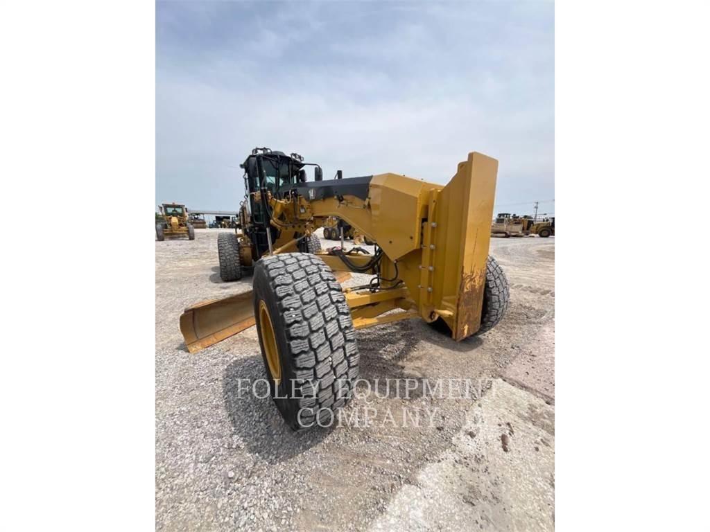 CAT 14M3A Tiehöylät