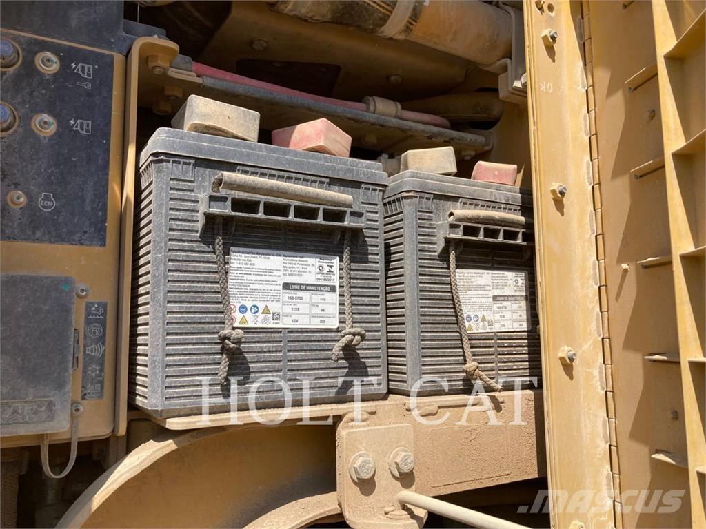 CAT 150-15AWD Tiehöylät