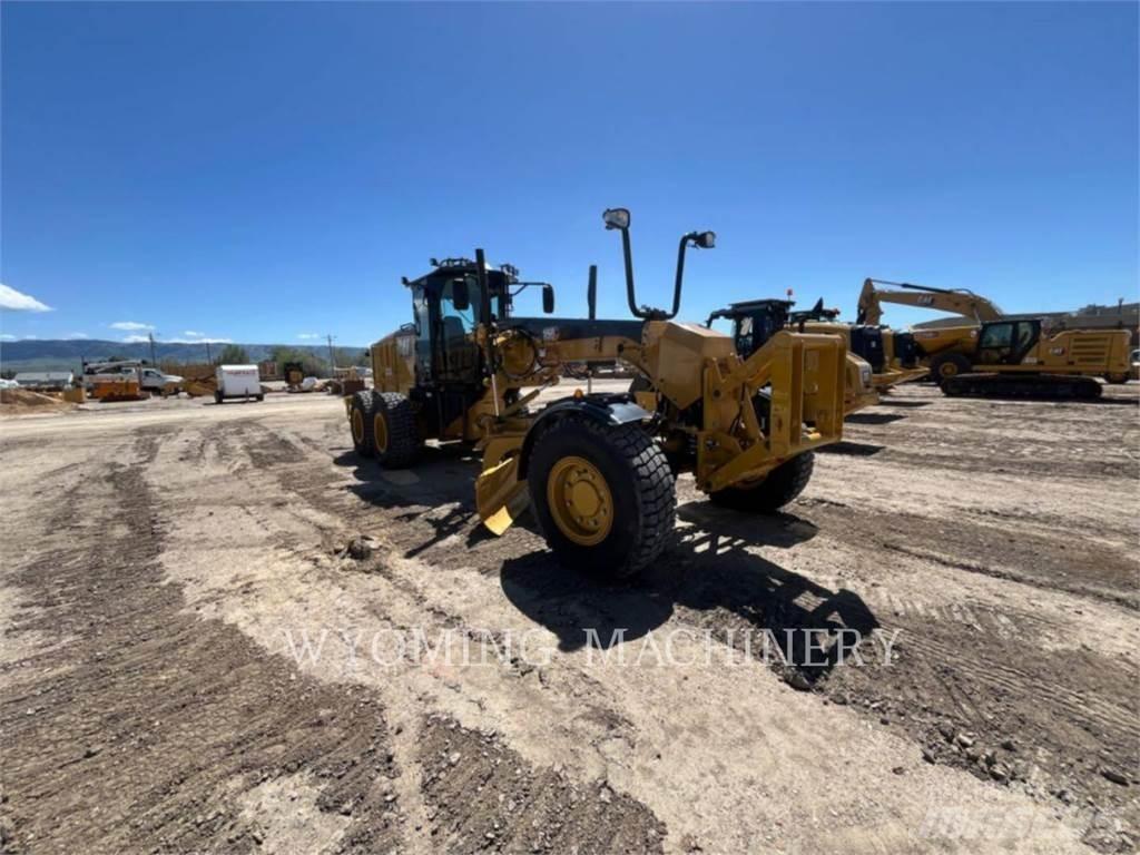 CAT 150 AWD Tiehöylät