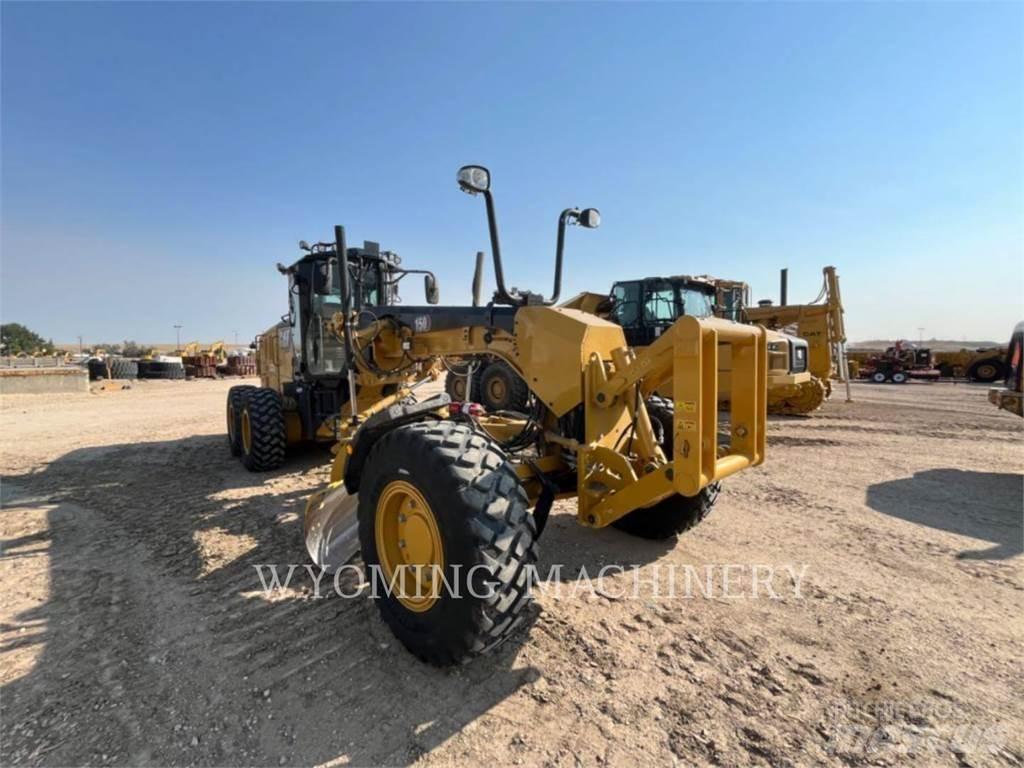 CAT 150 AWD Tiehöylät