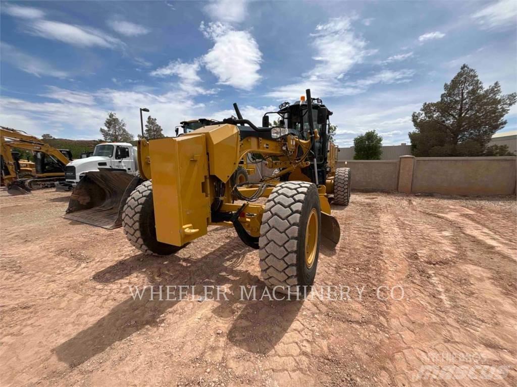 CAT 150 AWD Tiehöylät