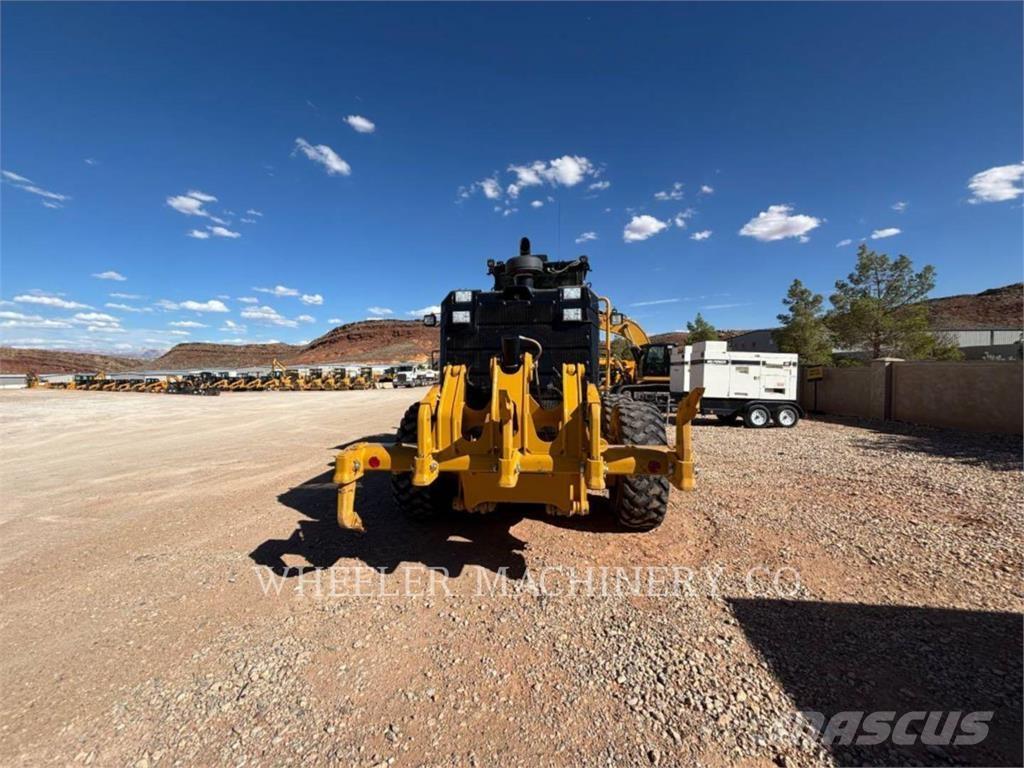 CAT 150 AWD Tiehöylät