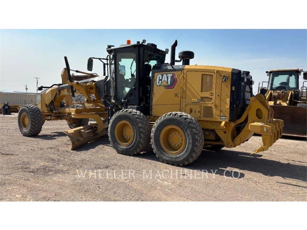 CAT 150 AWD Tiehöylät
