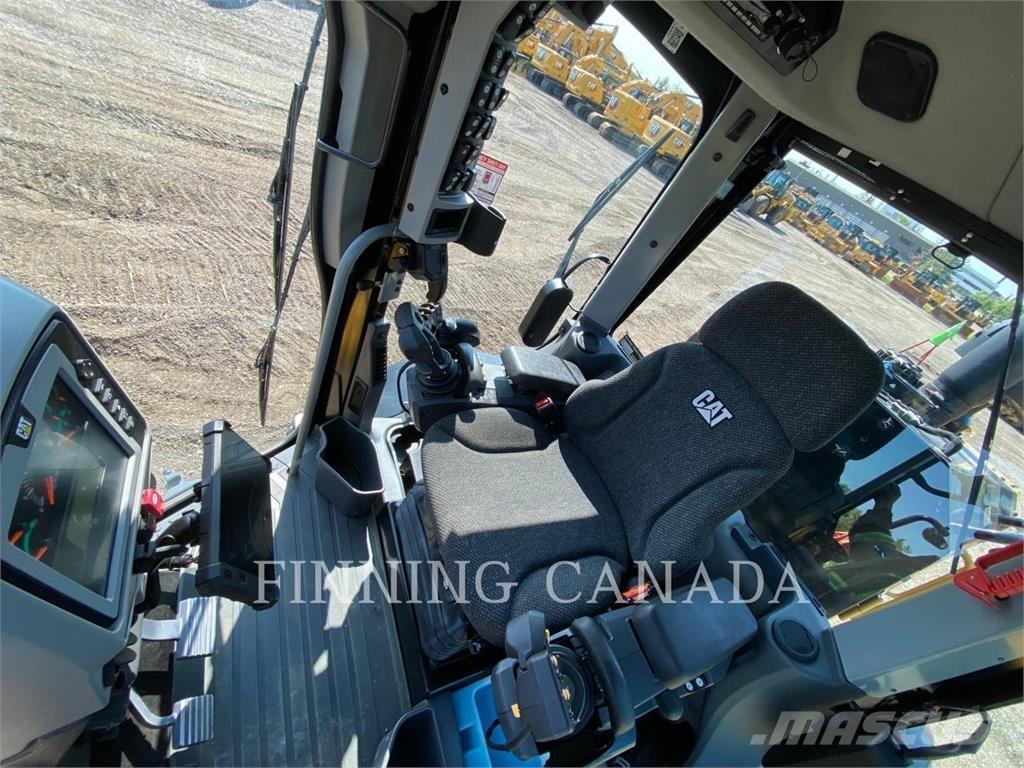 CAT 150 AWD Tiehöylät