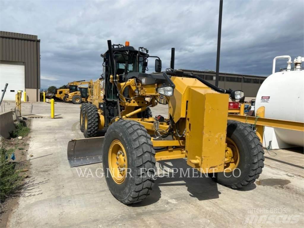 CAT 160 Tiehöylät
