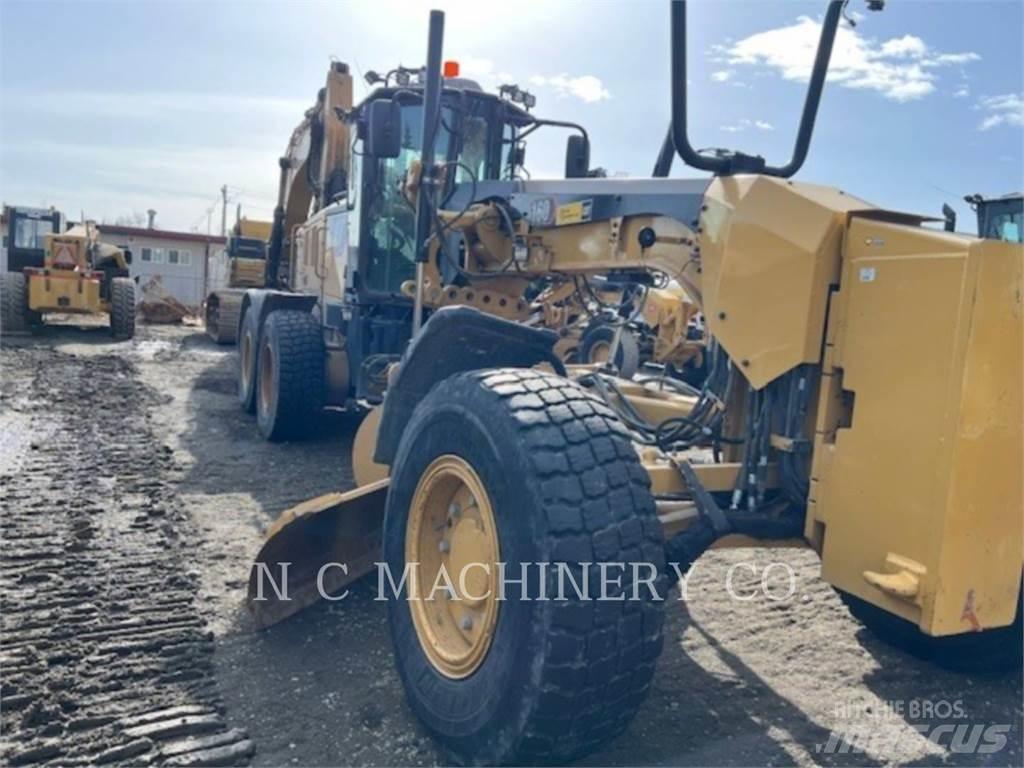 CAT 160 Tiehöylät