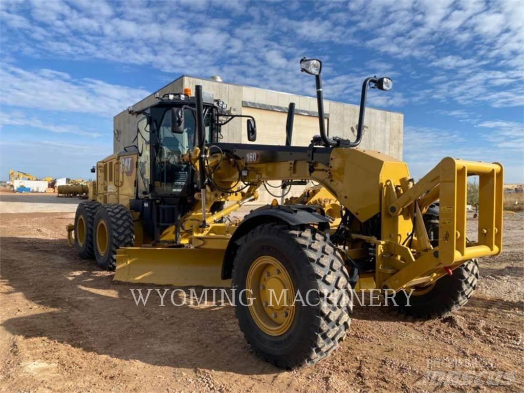 CAT 160 AWD Tiehöylät