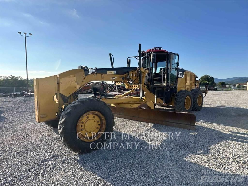 CAT 160M Tiehöylät