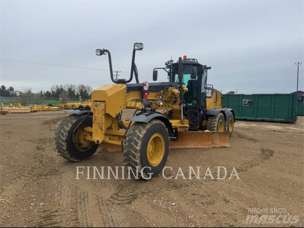 CAT 160M Tiehöylät