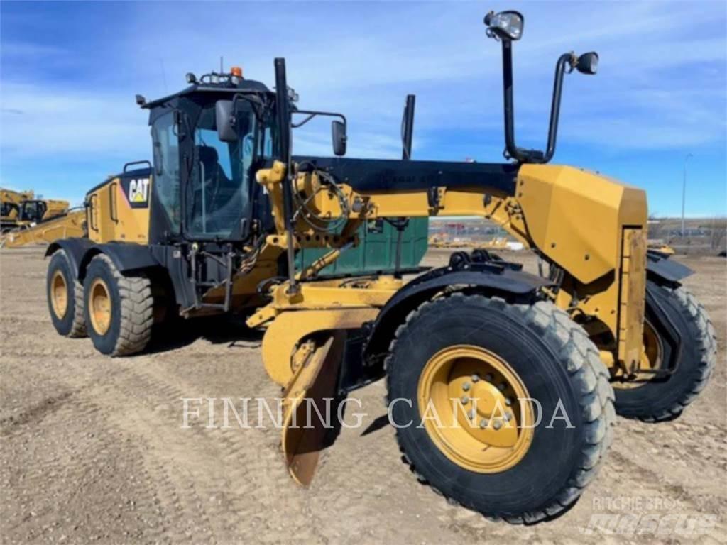 CAT 160M Tiehöylät