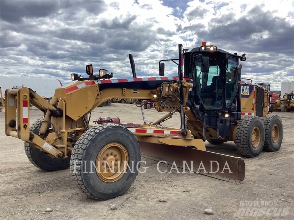 CAT 160M Tiehöylät