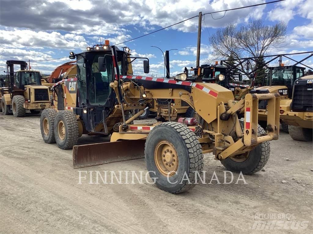 CAT 160M Tiehöylät