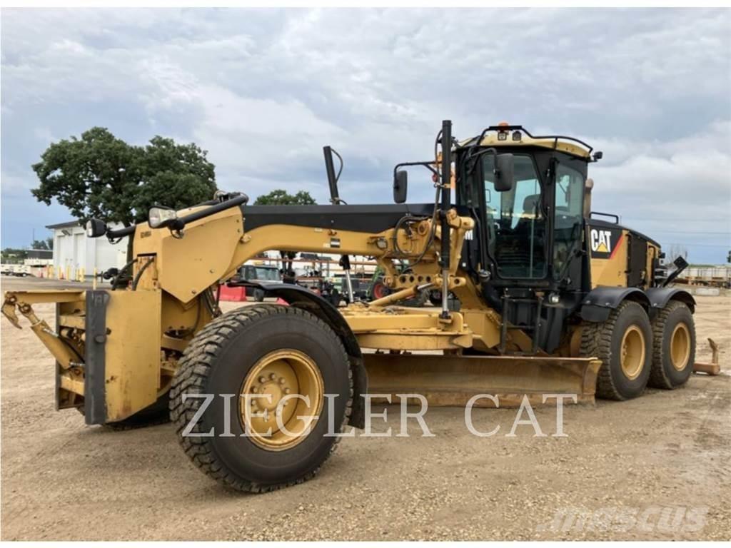 CAT 160M Tiehöylät