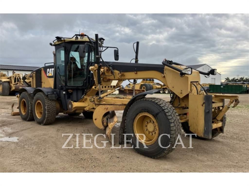 CAT 160M Tiehöylät