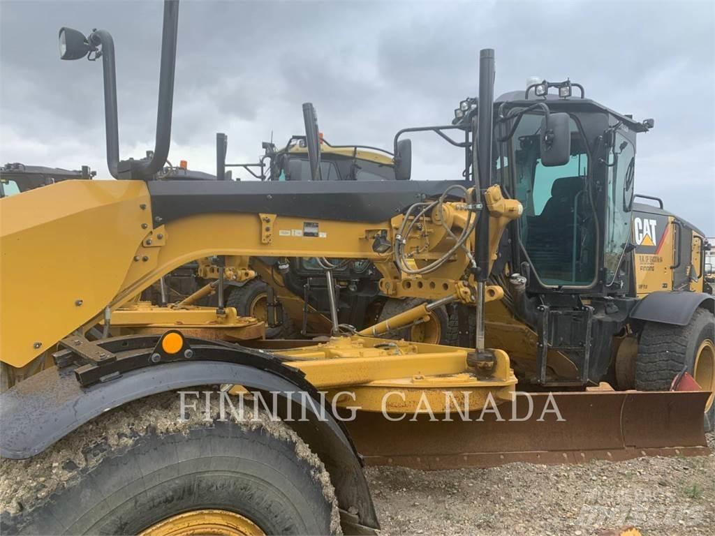 CAT 160M AWD Tiehöylät