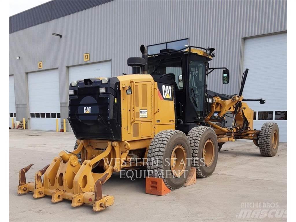 CAT 160M2 AWD Tiehöylät