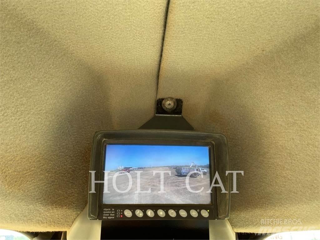 CAT 160M2AWD Tiehöylät