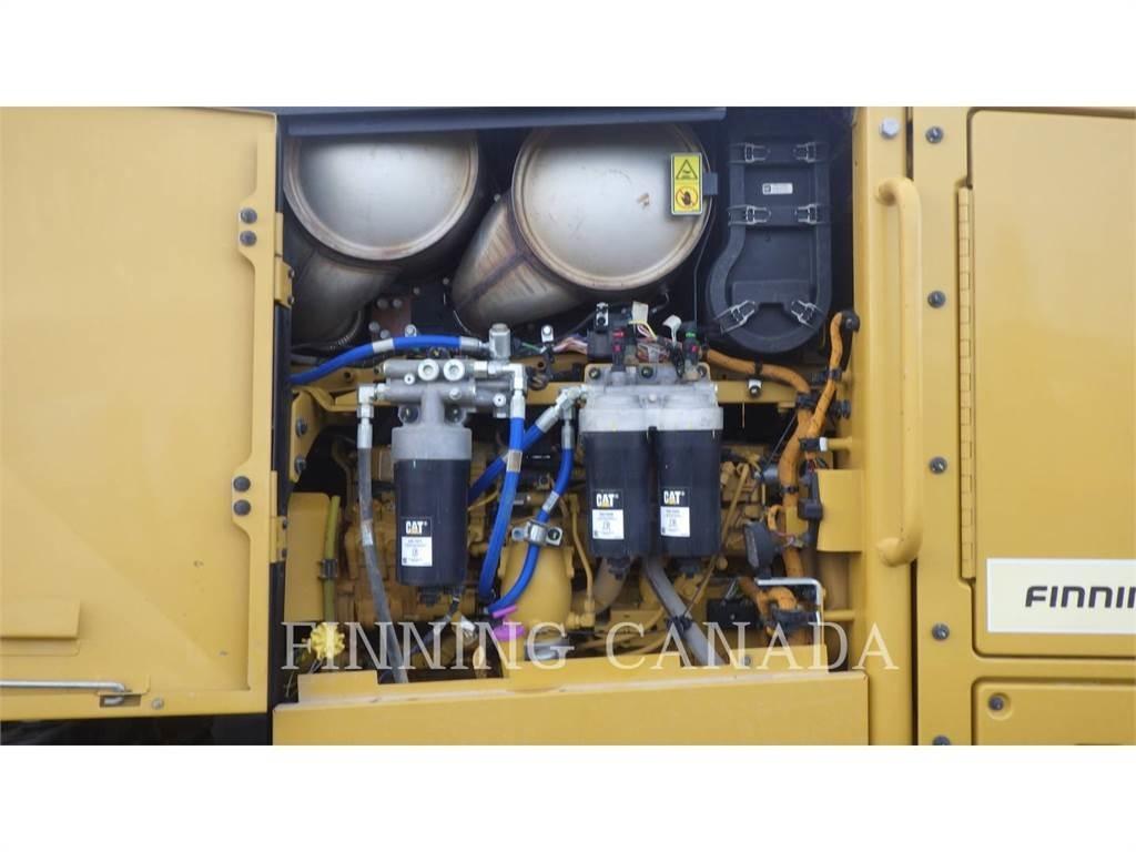 CAT 160M3 Tiehöylät