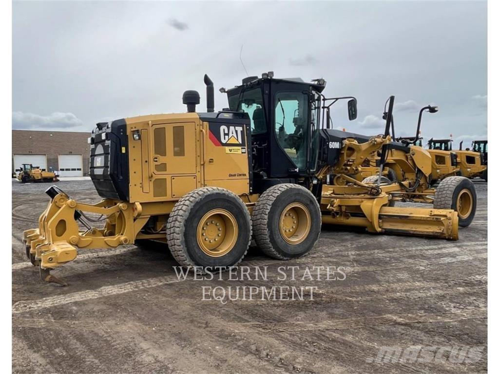 CAT 160M3 Tiehöylät