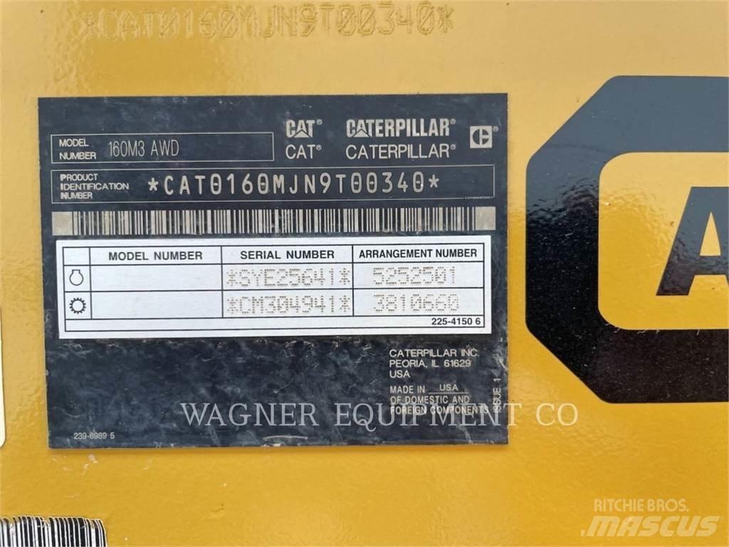 CAT 160M3 AWD Tiehöylät