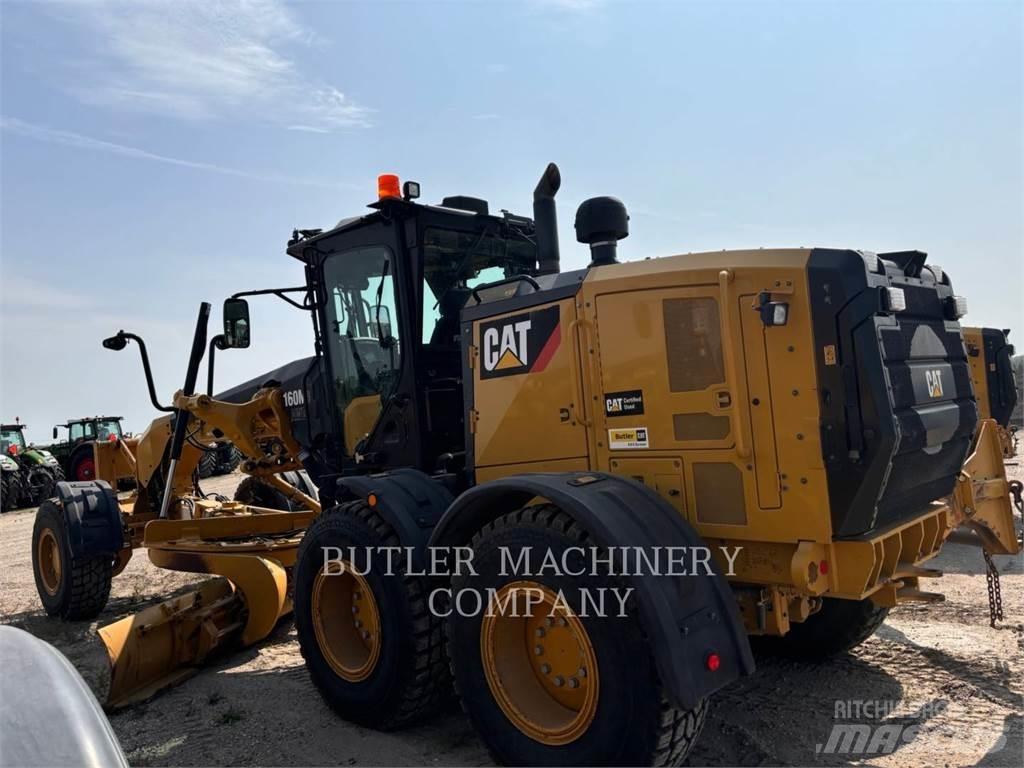 CAT 160M3 AWD Tiehöylät