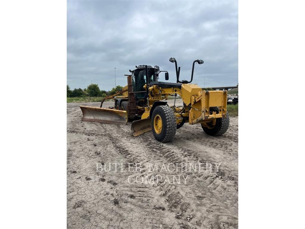 CAT 160M3 AWD Tiehöylät