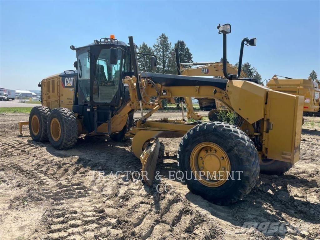 CAT 160M3 AWD Tiehöylät
