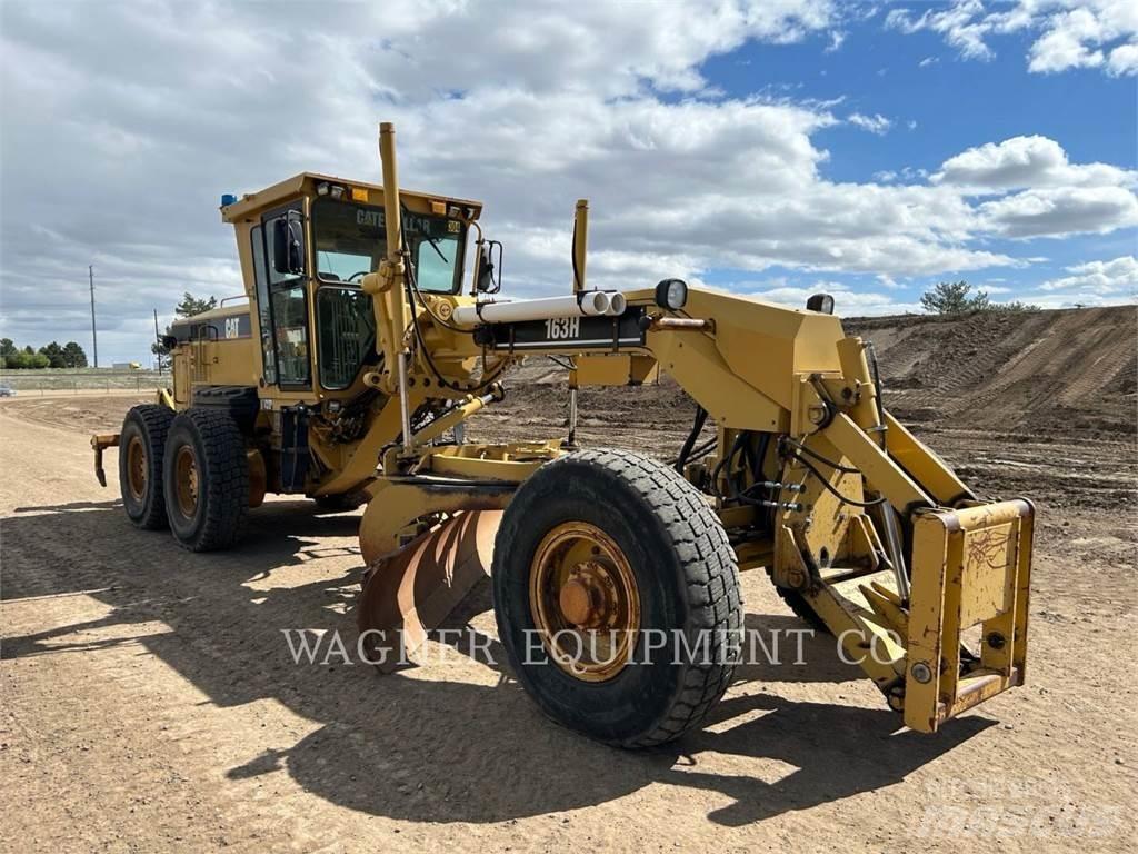 CAT 163H AWD Tiehöylät
