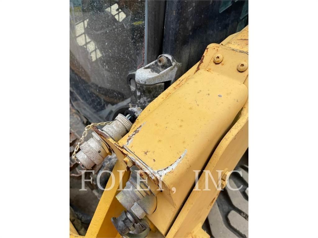 CAT 226D Liukuohjatut kuormaajat