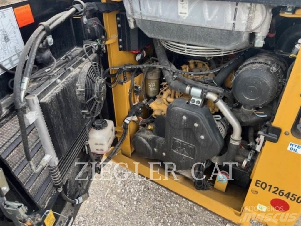 CAT 226D Liukuohjatut kuormaajat