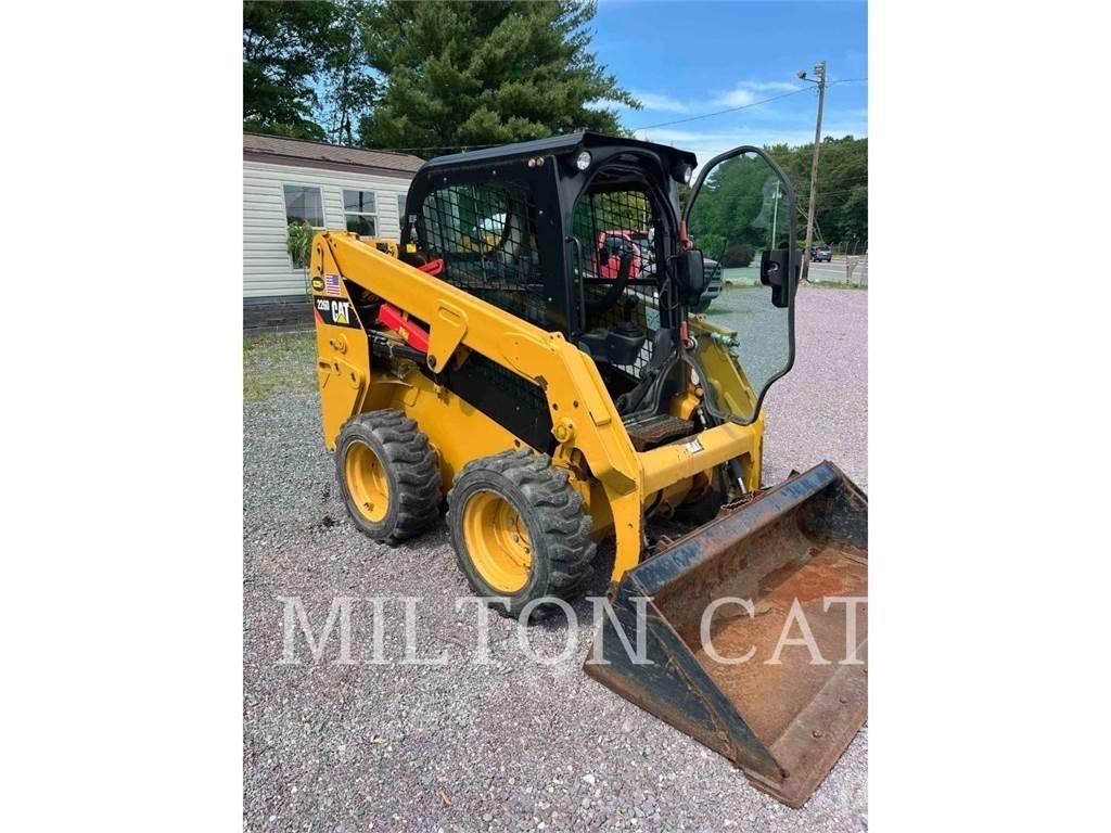 CAT 226D Liukuohjatut kuormaajat