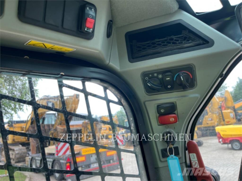 CAT 226D Liukuohjatut kuormaajat
